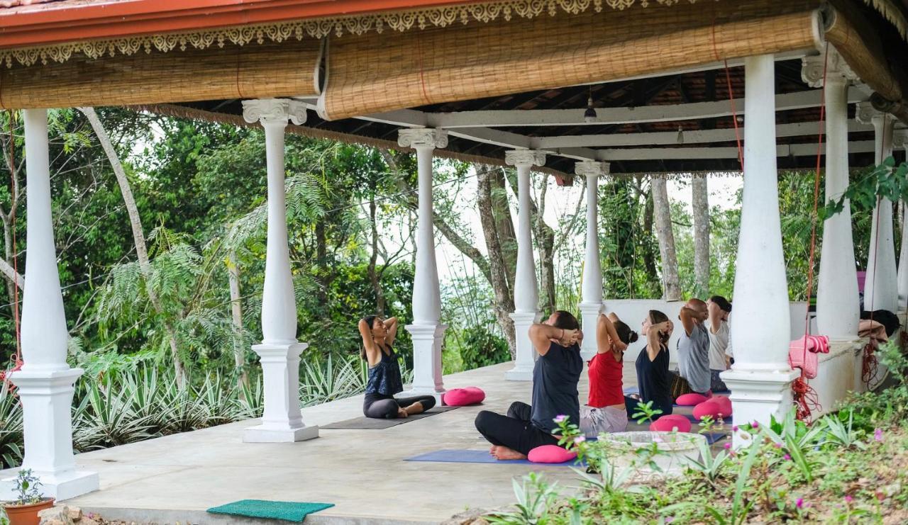 Welikande Yoga Retreats Hotel Дигана Екстериор снимка