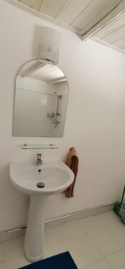 Welikande Yoga Retreats Hotel Дигана Екстериор снимка