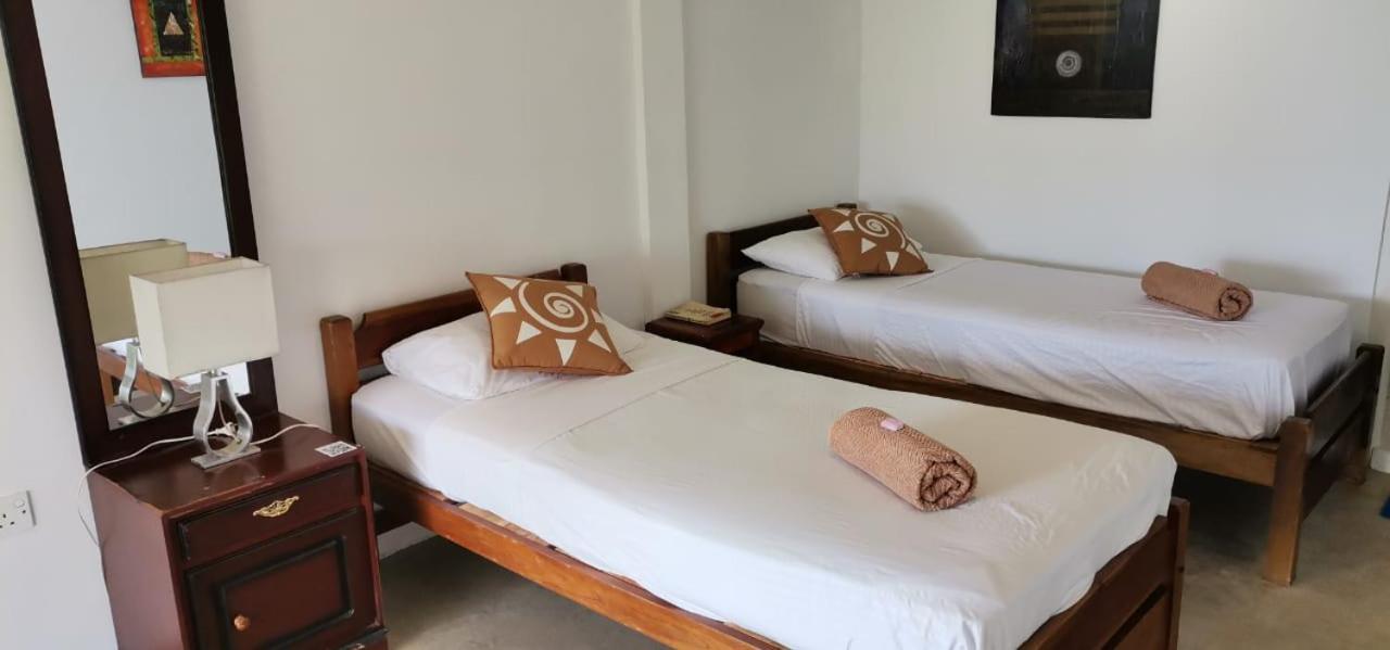 Welikande Yoga Retreats Hotel Дигана Екстериор снимка
